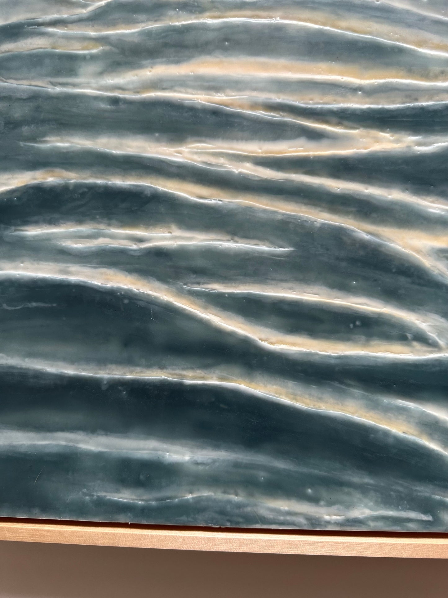 A Dance of Light and Sea