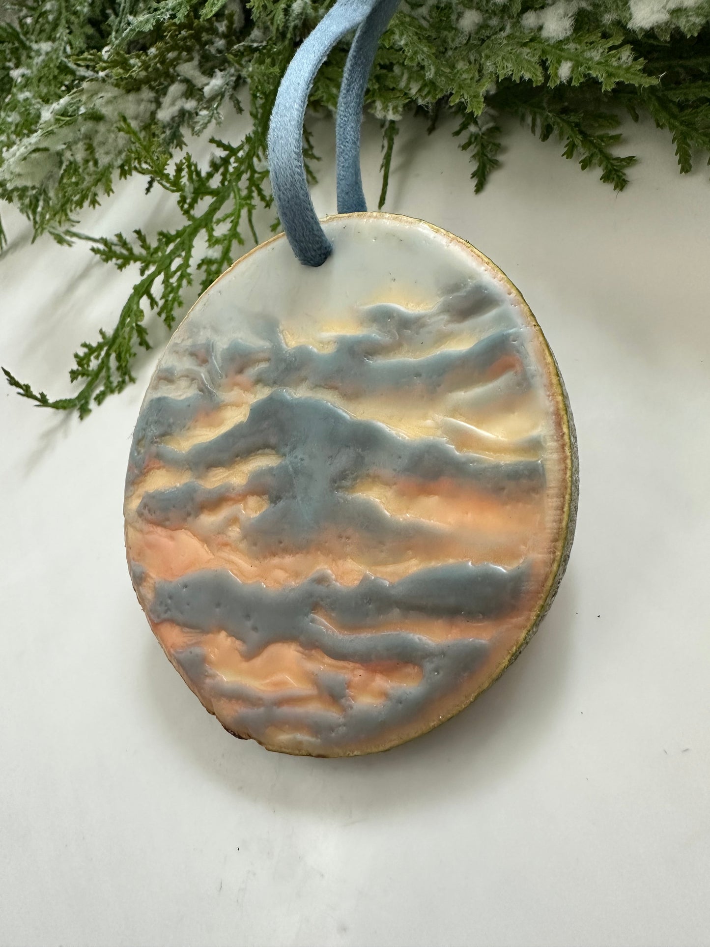 Ornament 25