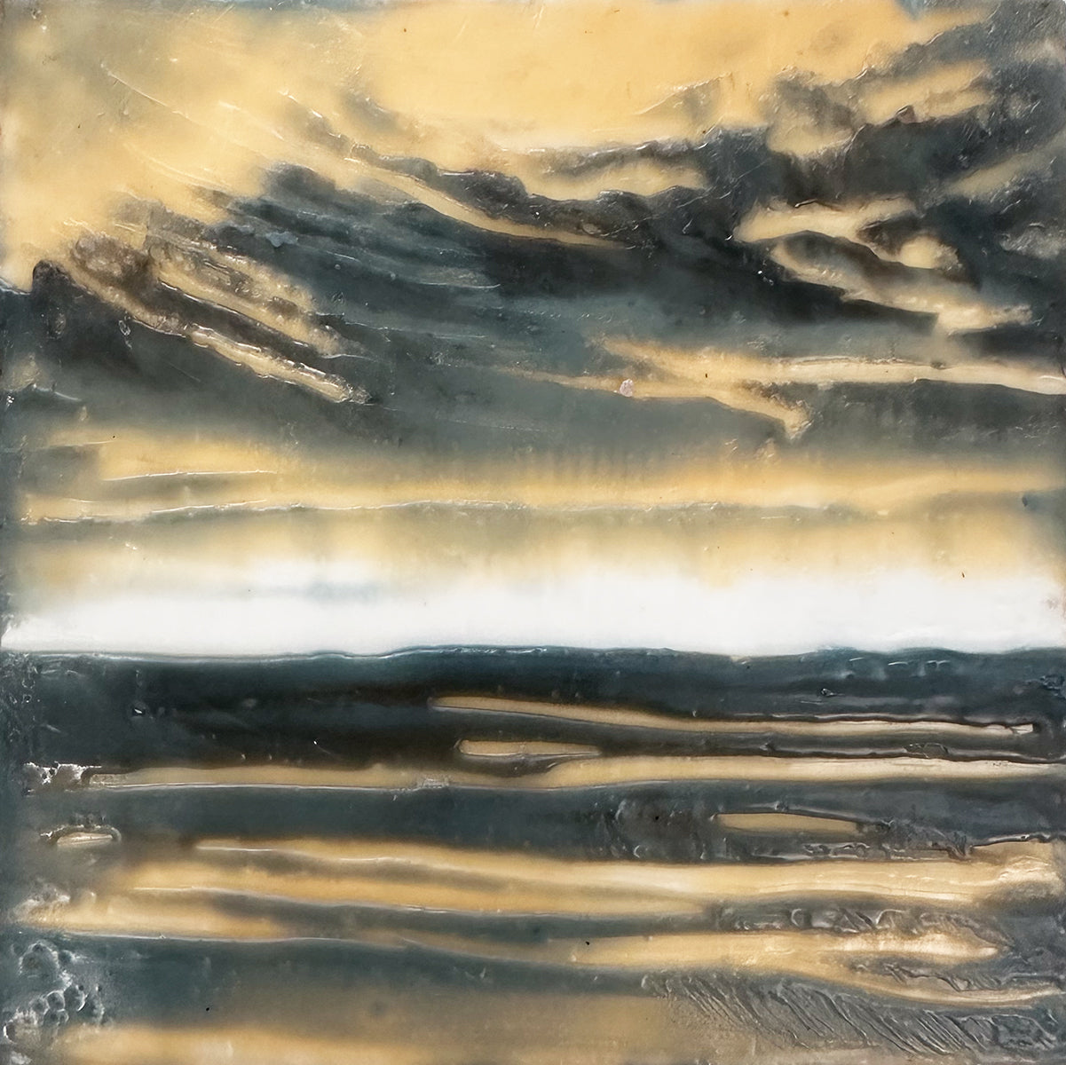 The Horizon Learns to Breathe